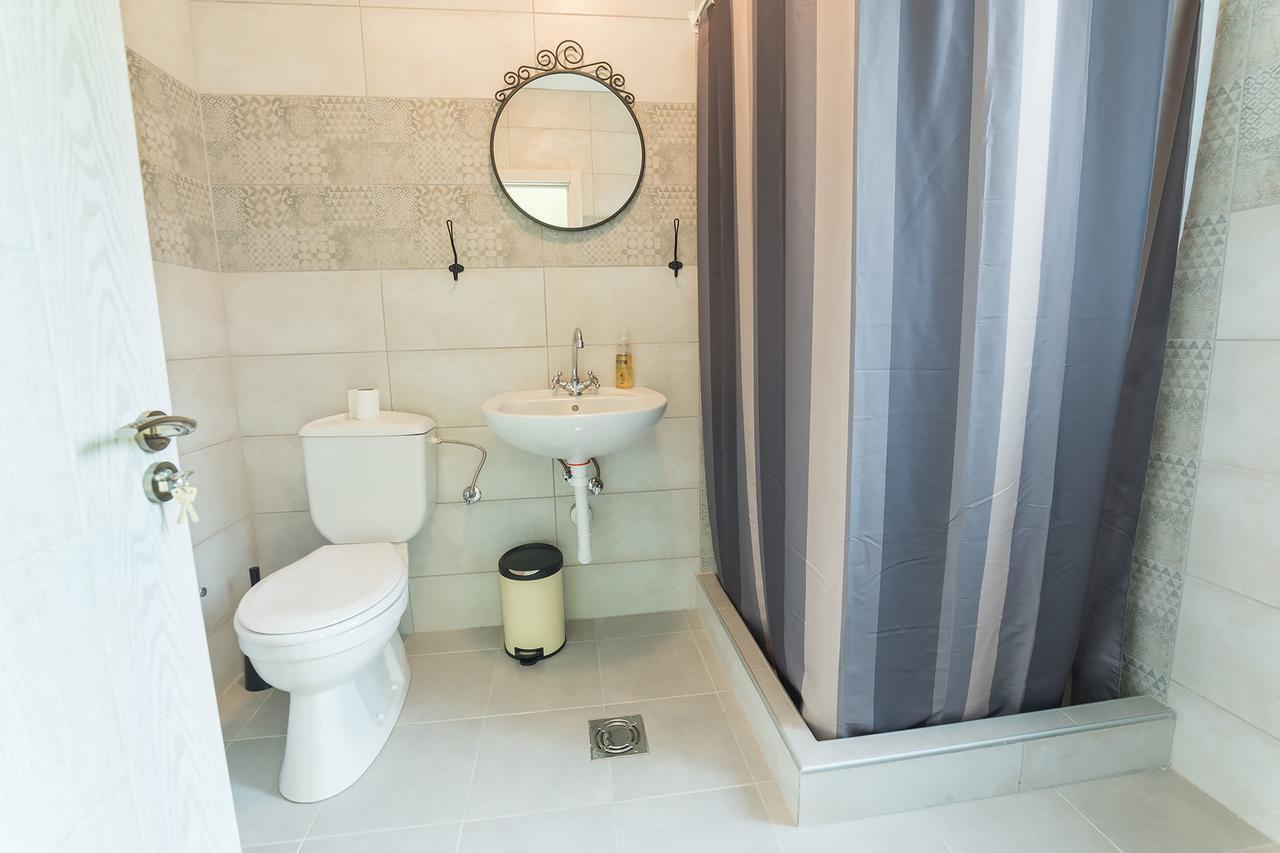 Q Podgorica Beds,Rooms And More Екстериор снимка
