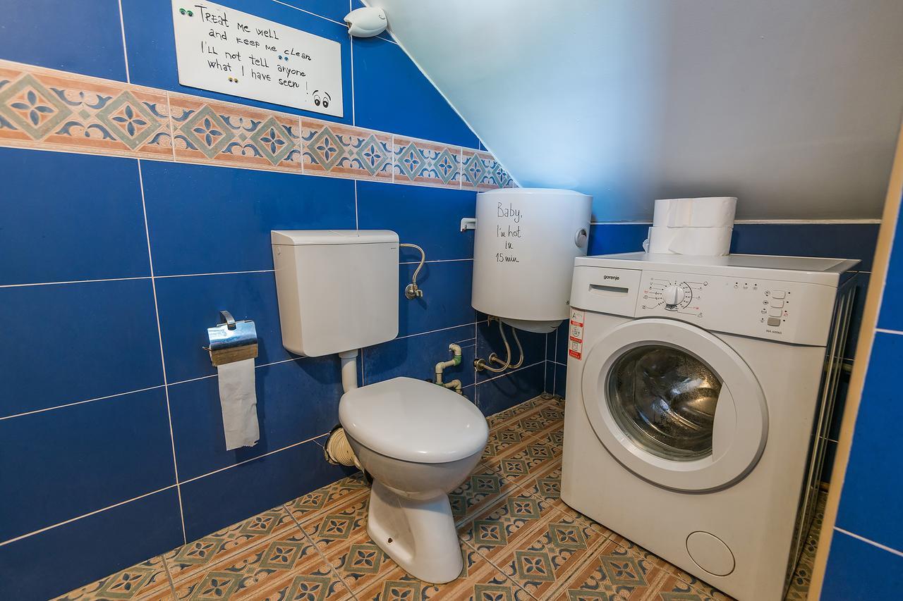 Q Podgorica Beds,Rooms And More Екстериор снимка